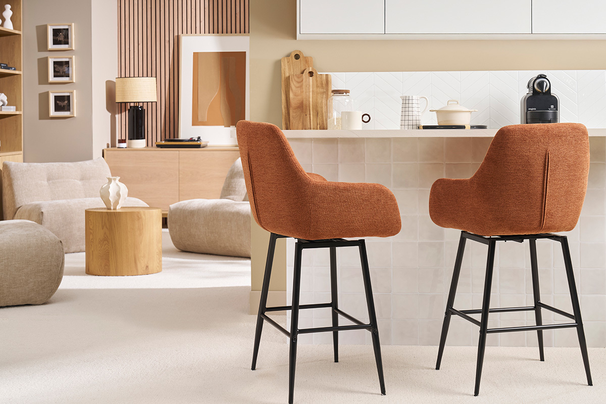 Tabourets de bar pivotants 360 en tissu effet velours textur terre brle et mtal H65.5 cm (lot de 2) ALESS