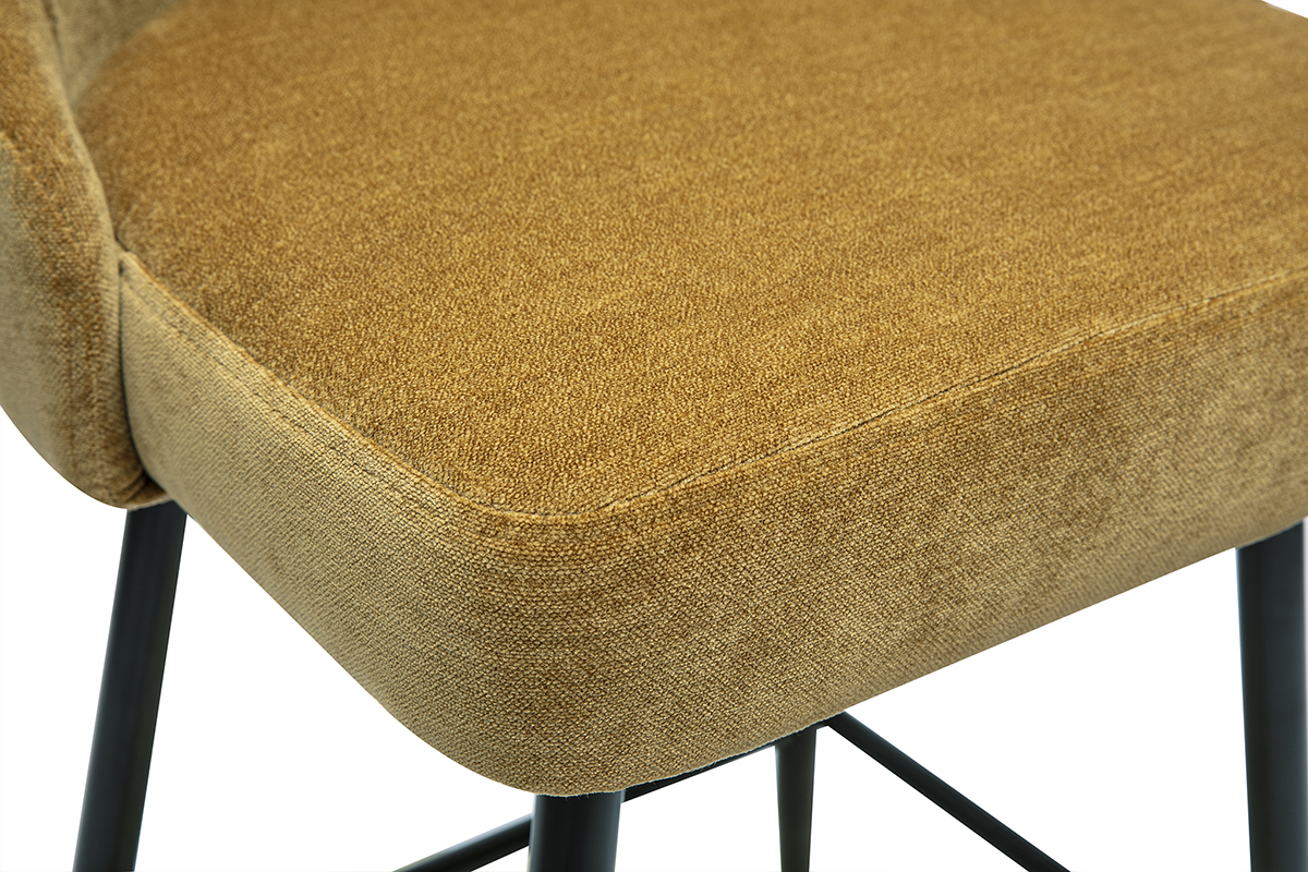 Tabourets de bar pivotants 360� en tissu effet velours jaune curry et m�tal H66 cm (lot de 2) HASTA