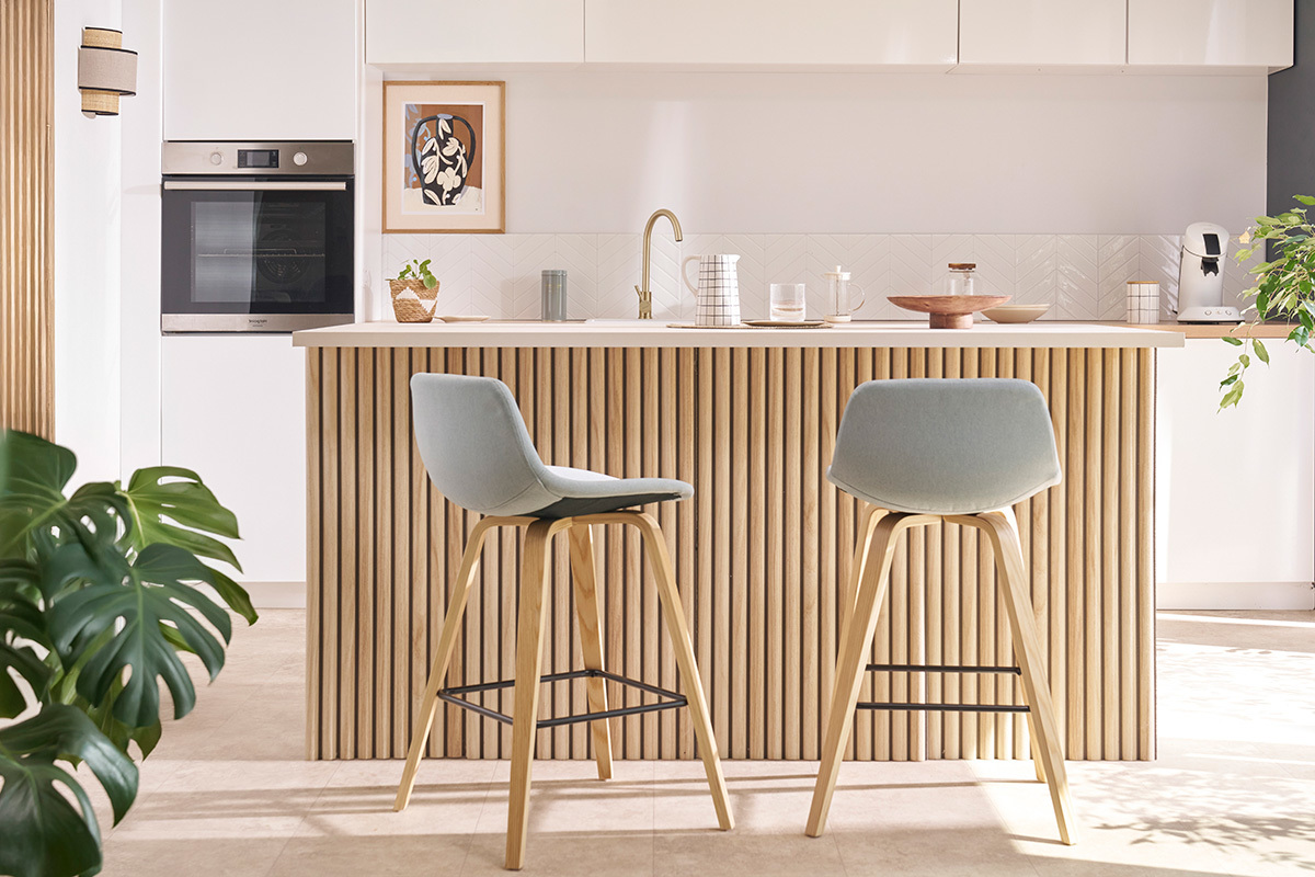 Tabourets de bar scandinaves gris clair et bois (lot de 2) NONIE