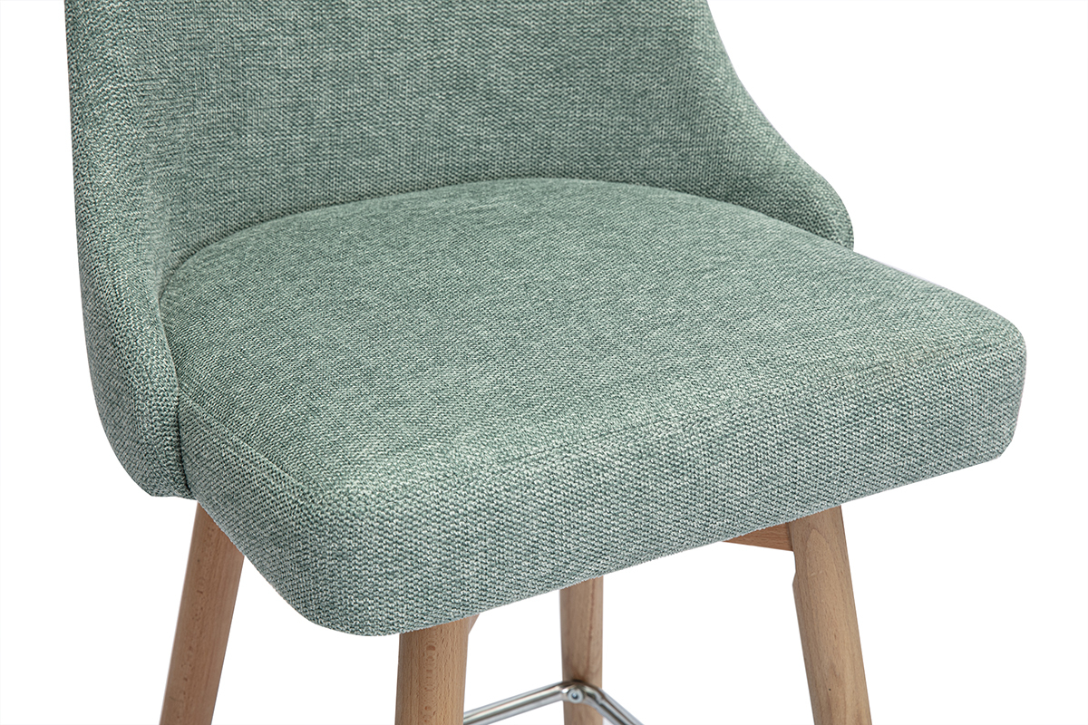 Tabourets de bar scandinaves pivotants 360� en tissu effet velours textur� vert c�ladon et bois h�tre massif H65 cm (lot de 2) HASTA