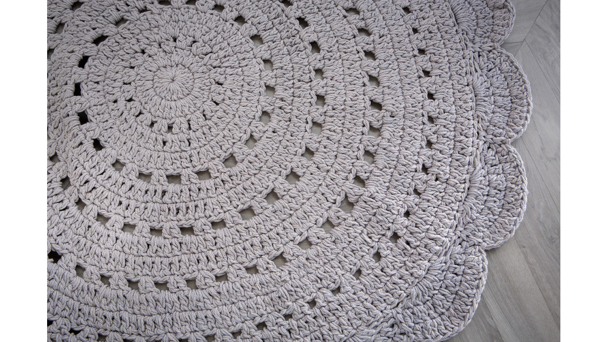 Tapis rond en crochet gris clair 120 cm ALMA